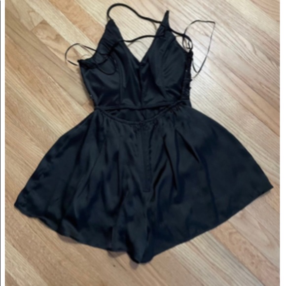 Windsor Sequin Romper  Size: S WORN ONCE - Picture 3 of 3